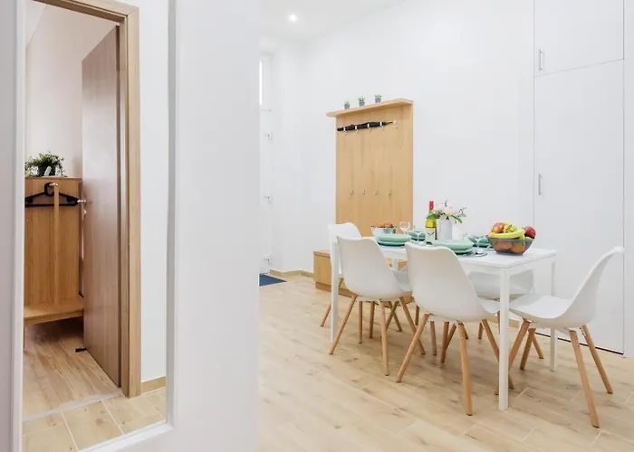 Stylish New With 2 Bedrooms In Buda 2 Lägenhet *