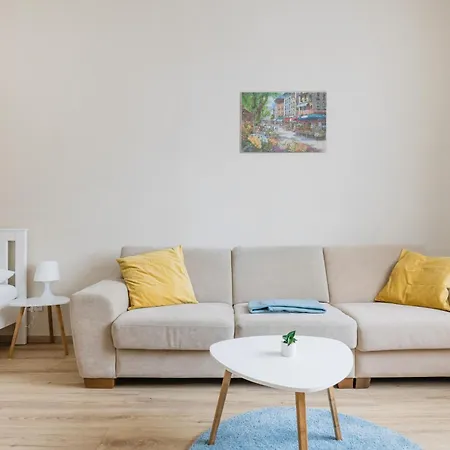 Stylish New With 2 Bedrooms In Buda 2 * Budapeszt