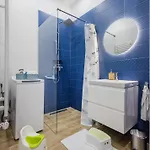 Stylish New With 2 Bedrooms In Buda 2 Apartamento