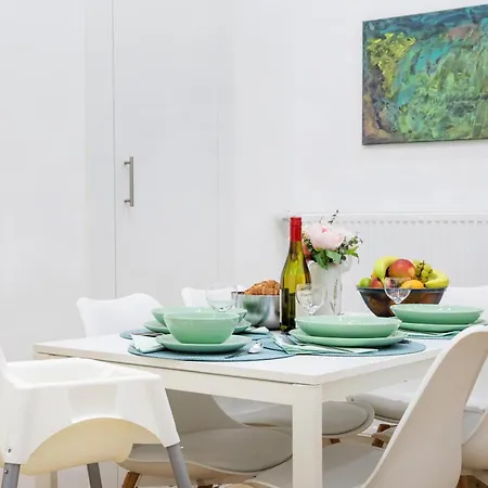 Stylish New With 2 Bedrooms In Buda 2