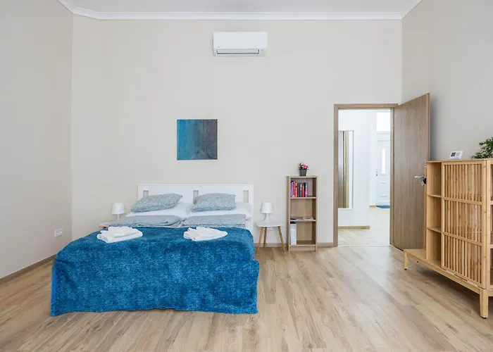 Daire Stylish New With 2 Bedrooms In Buda 2 *
